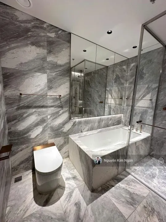 For Rent: Grand Marina Saigon 2BR Corner Unit 90m2 in Sea Tower JW Marriott - Photo 8