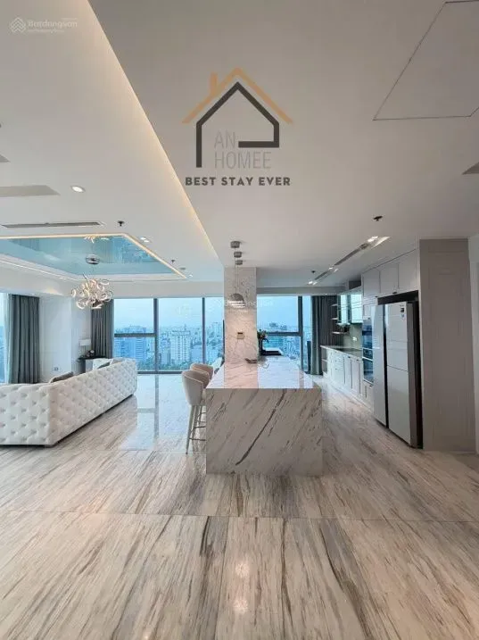 For Rent: 2-Bedroom Apartment at Vincom Center Dong Khoi, 165m2 with Notre-Dame Cathedral View - Photo 2