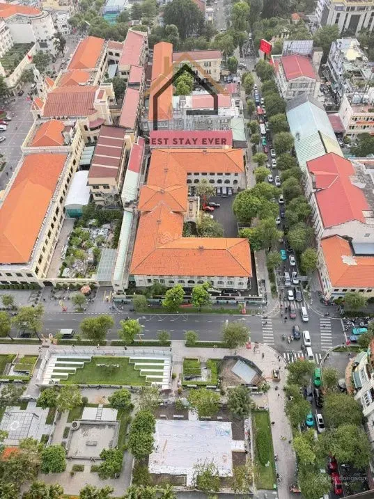 For Rent: 2-Bedroom Apartment at Vincom Center Dong Khoi, 165m2 with Notre-Dame Cathedral View - Photo 10