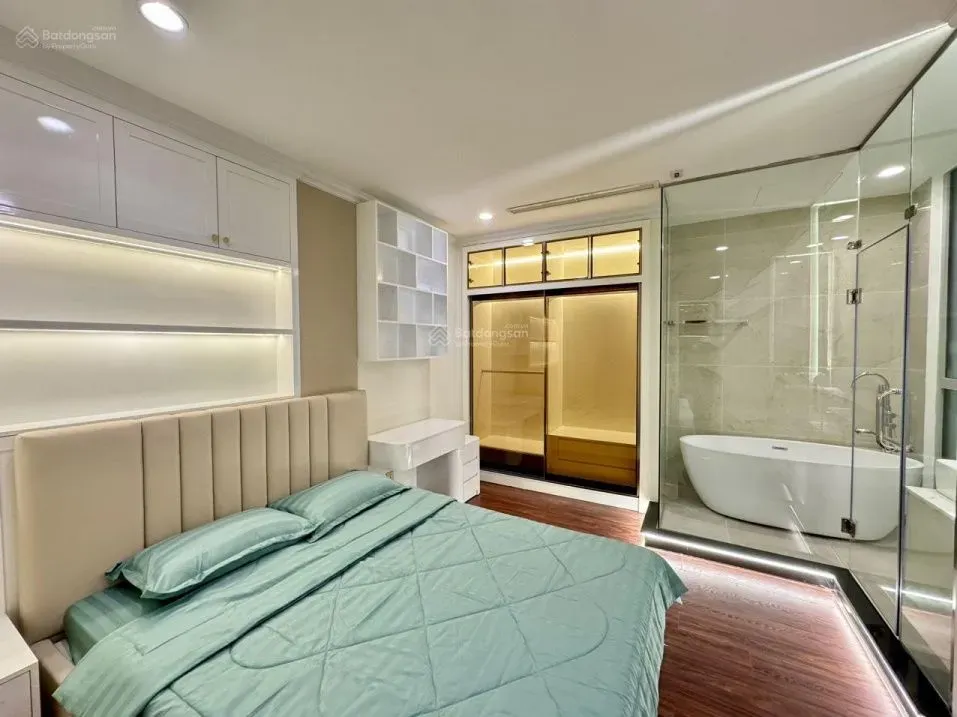 For Rent: Centre Park 3BR 116m2 River View Apartment - Photo 10