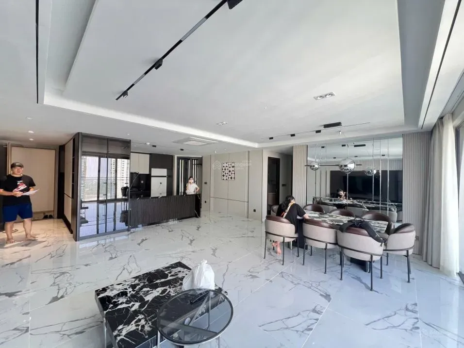 出租 Estella Heights 3室150平米 泳池景观 全新精装修 - Photo 1