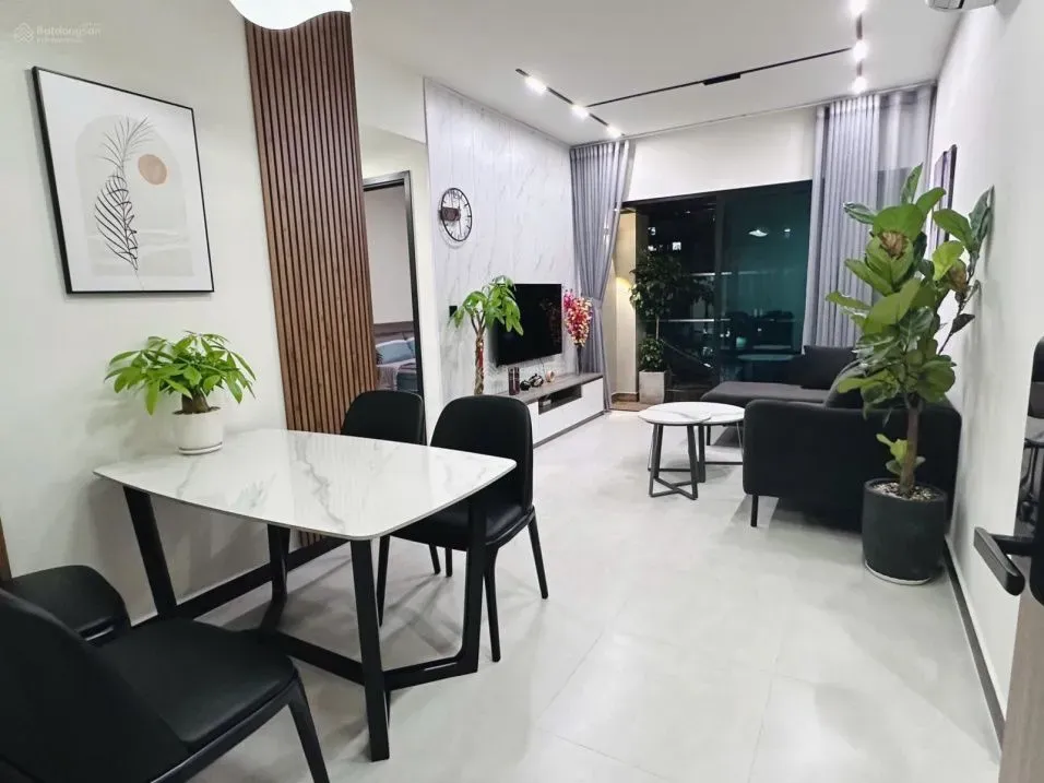出租 DeLaSol 三房三卫公寓 111m² 阳台河景 Bến Vân Đồn - Photo 1