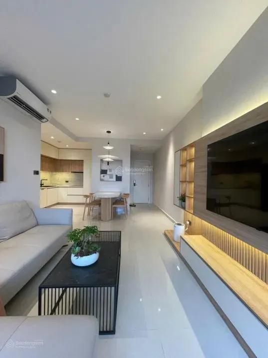 For Rent: Saigon Royal 2BR 2BA 90m² Brand New 100% River View Direct Fireworks View - Photo 4