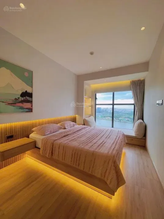 For Rent: Saigon Royal 2BR 2BA 90m² Brand New 100% River View Direct Fireworks View - Photo 5
