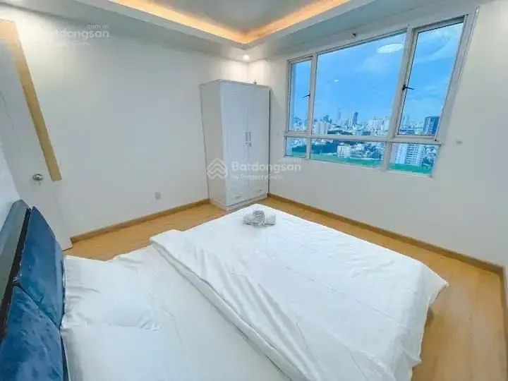 3BR 2WC 90sqm Apartment for Rent at Xi Grand Court, District 10 - 20 Million VND - Photo 2