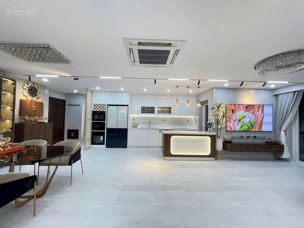 For Rent: Riverpark Residence 3BR 135m² Luxurious Furnishing 50 Million - Photo 2