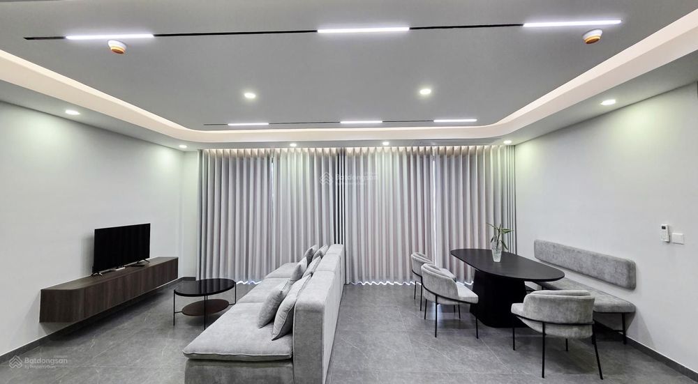 For Rent: The Infiniti Riviera Point 3BR 140m², Fully Furnished, High-End, 45 Million - Photo 1