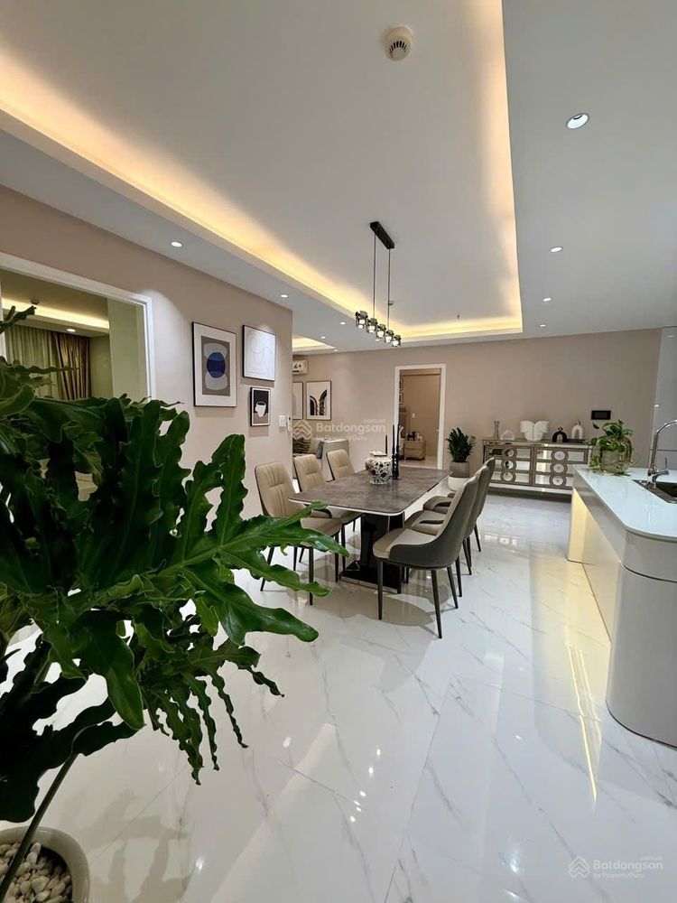 Grand View Apartment for Rent – 3BR 147m² Premium Furniture, Long Balcony, Open View – 30 Million - Photo 4