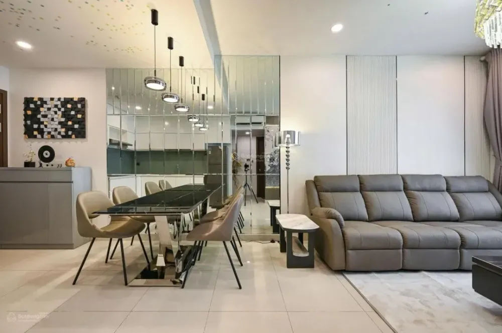 2BR 1BA Apartment for Rent at Saigon Royal 60m² Brand New Furniture - Photo 3