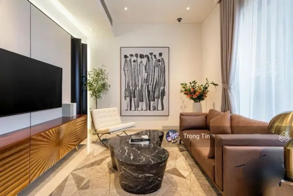For Rent: 4-Bedroom Penthouse at Ha Do Centrosa, District 10 with District 1 View - Photo 11