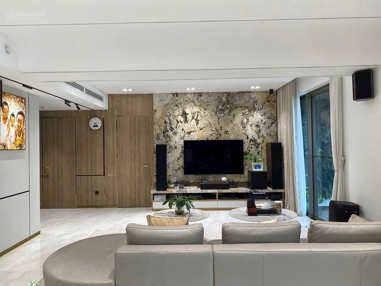 For Rent: The Peak Midtown 4BR 210m² Fully Furnished Luxury Apartment with River View — 140 Million/Month - Photo 2