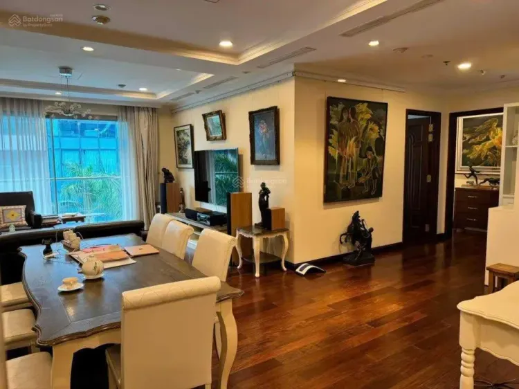For Rent: Vincom Dong Khoi 3-Bedroom Apartment, 160m², City View - Photo 5