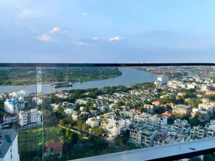 出租 Lumiere Riverside 兩房 77m² 正面江景，高檔傢俱 - Photo 2