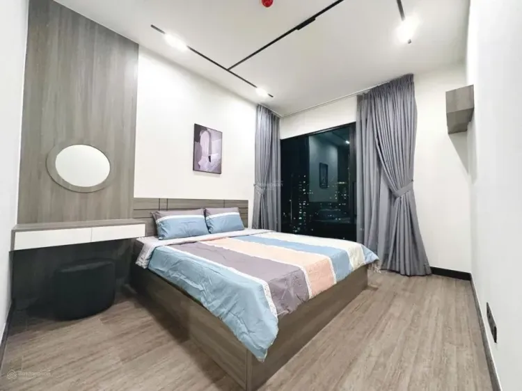 出租 DeLaSol 三房三卫公寓 111m² 阳台河景 Bến Vân Đồn - Photo 2