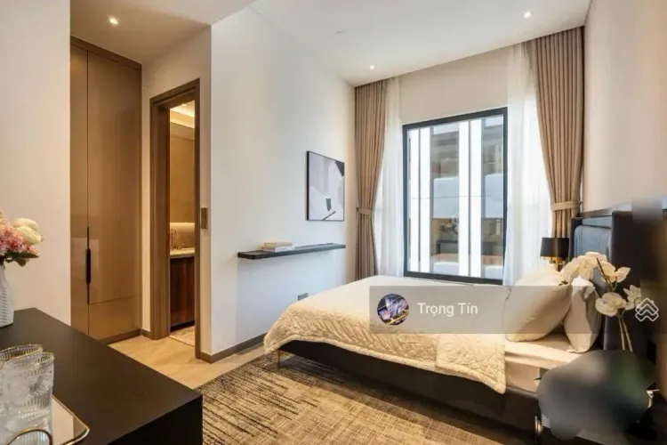 For Rent: 4-Bedroom Penthouse at Ha Do Centrosa, District 10 with District 1 View - Photo 5
