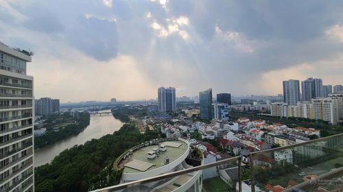 出租：Riverpark Residence 3房 126m² 高楼层转角 河景 月租3700万越南盾