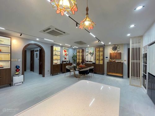 出租：Riverpark Residence 3房 135m² 豪华装修 月租5000万越南盾