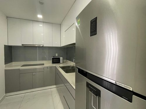 出租：Scenic Valley 富美兴 2房公寓 77m² 家具齐全 2300万越南盾