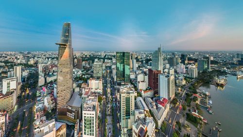 Vietnam's 2025 Rental Market: How New Foreigner Housing Regulations in HCMC and Hanoi Affect Your Lease Agreement